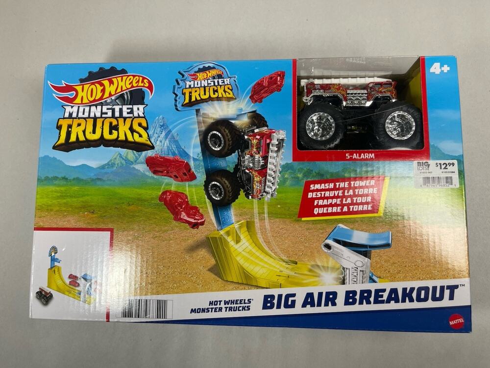 NEW Hot Wheels Monster Truck Set - Big Air Breakout & Fire Truck